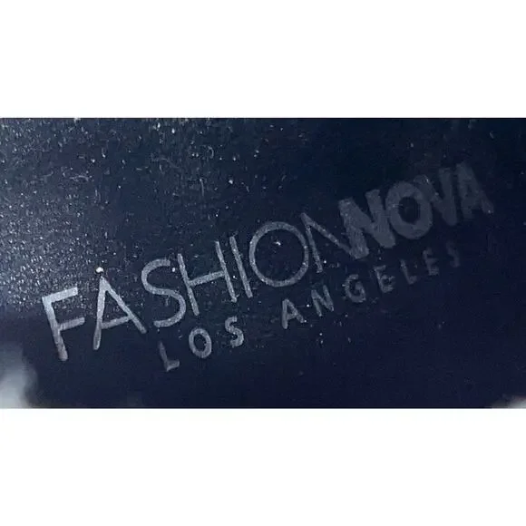 Womens Size 7 Kady Red Ankle Snake Skin Faux Leather Boots Pointy Toe Fashonnova - Picture 12 of 12